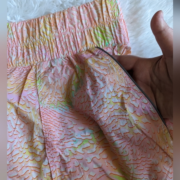 Nwt Fabletics coral leopard Ultra High-Waisted Piped Nylon Short size xl - Picture 8 of 9